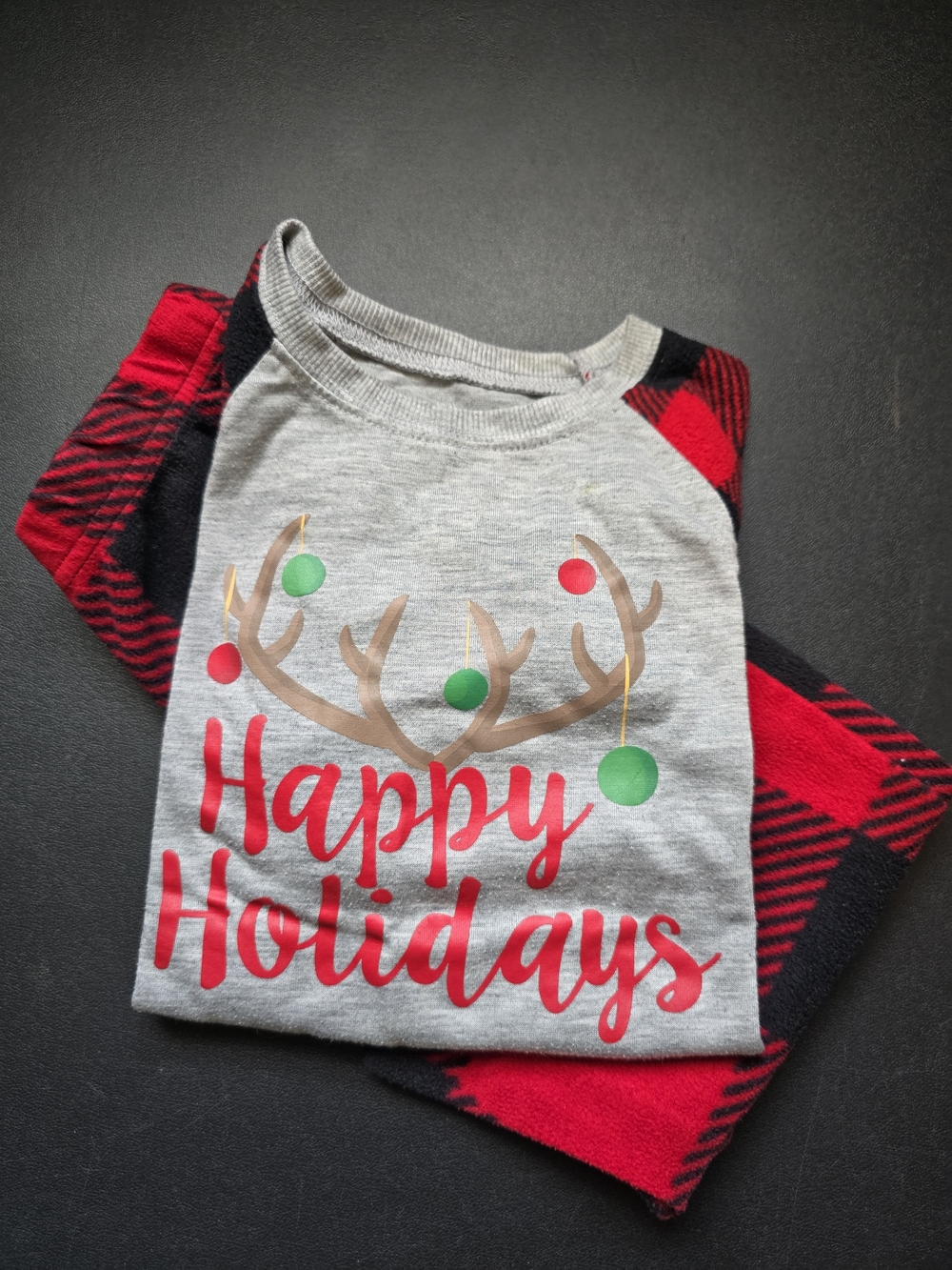 Happy Holidays Kids Graphic Long-Sleeve Top - Grey & Red